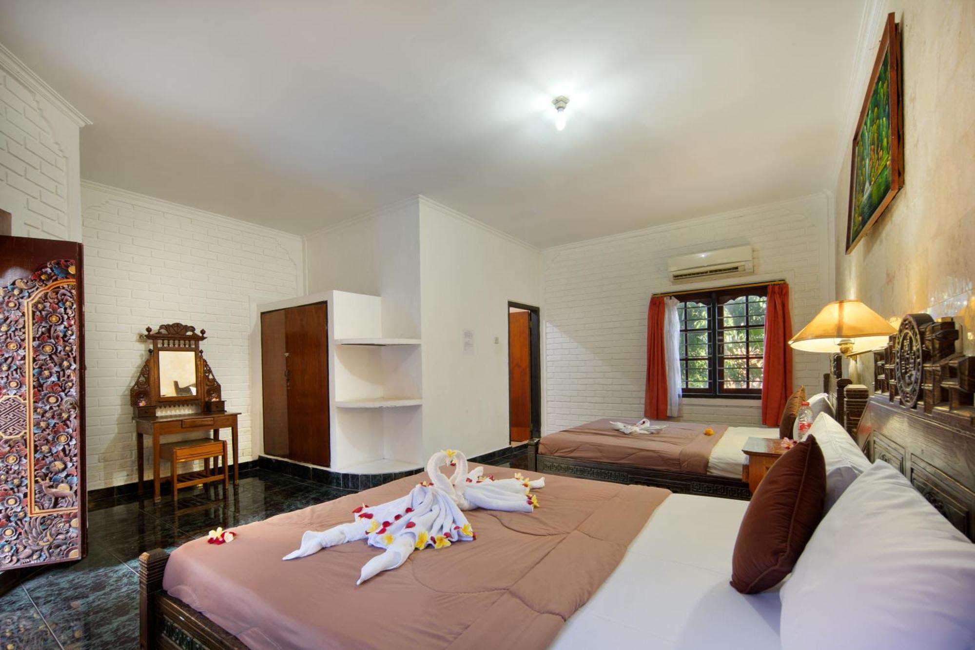 Hotel Lumbung Sari Legian Exteriör bild