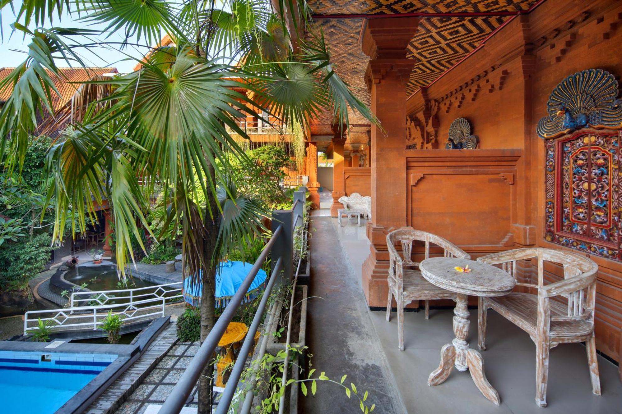 Hotel Lumbung Sari Legian Rum bild